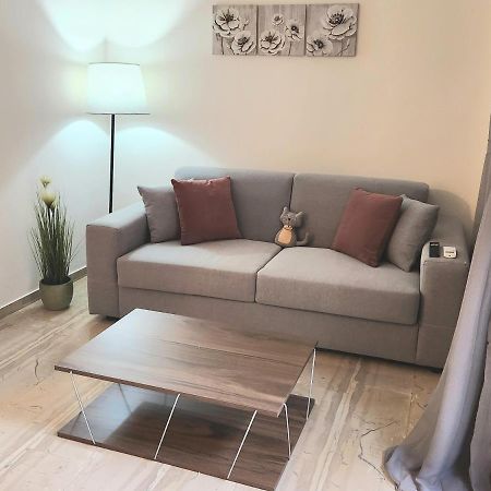 Cute Nikis Apartment Vipgreece เอเธนส์ ภายนอก รูปภาพ
